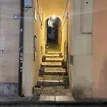 Osnao Apartment